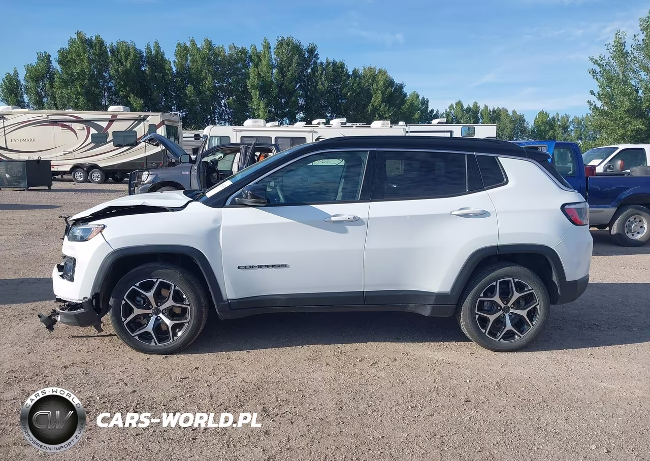 2025 Jeep Compass Limited 4X4 VIN:3C4NJDCN0ST613940 - 15