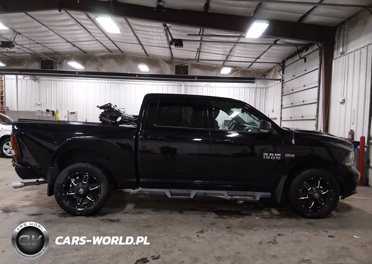 2014 Ram 1500 Sport VIN:1C6RR7MT7ES116700 - 14