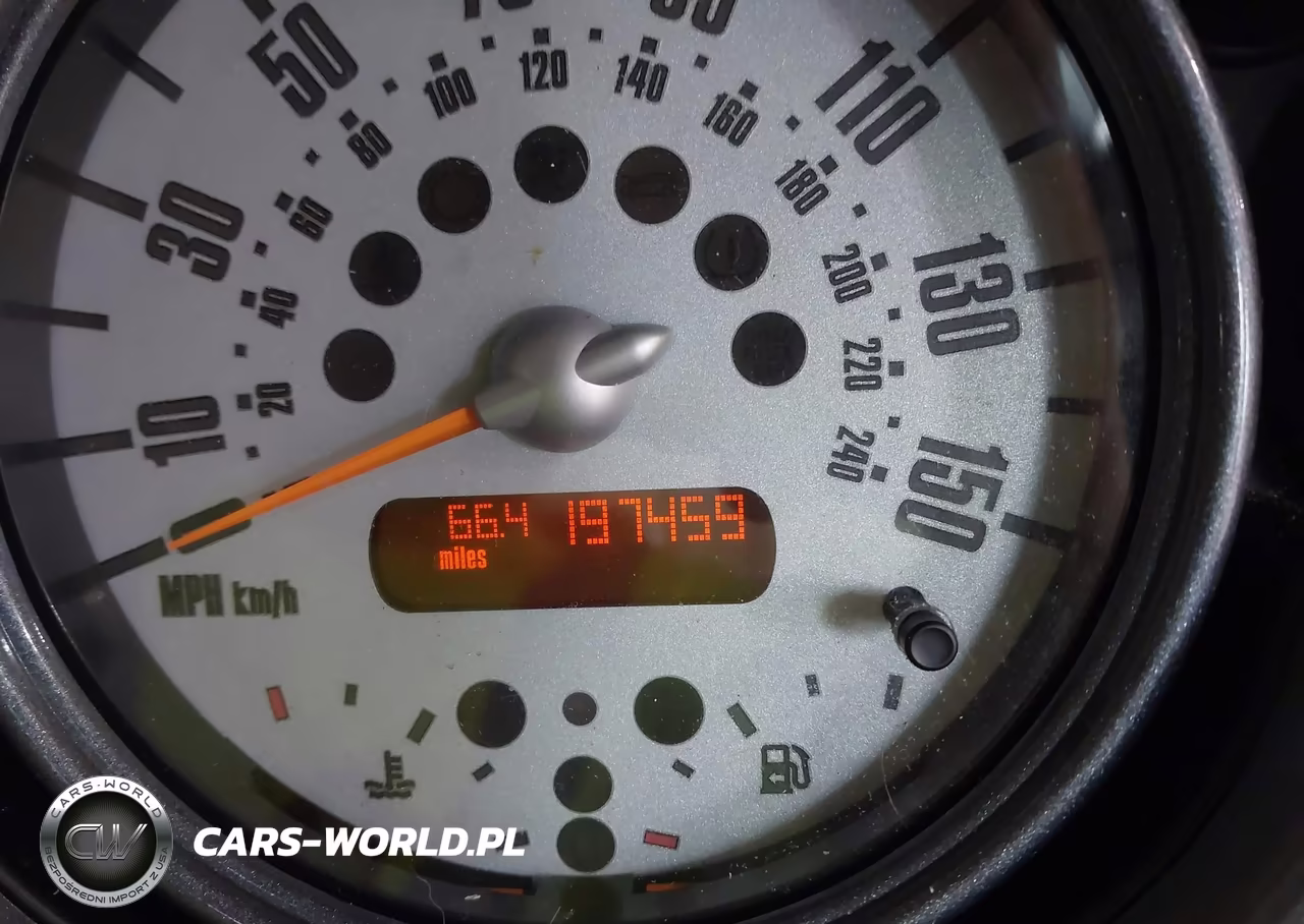 2003 Mini Cooper S VIN:WMWRE33403TD72479 - 15