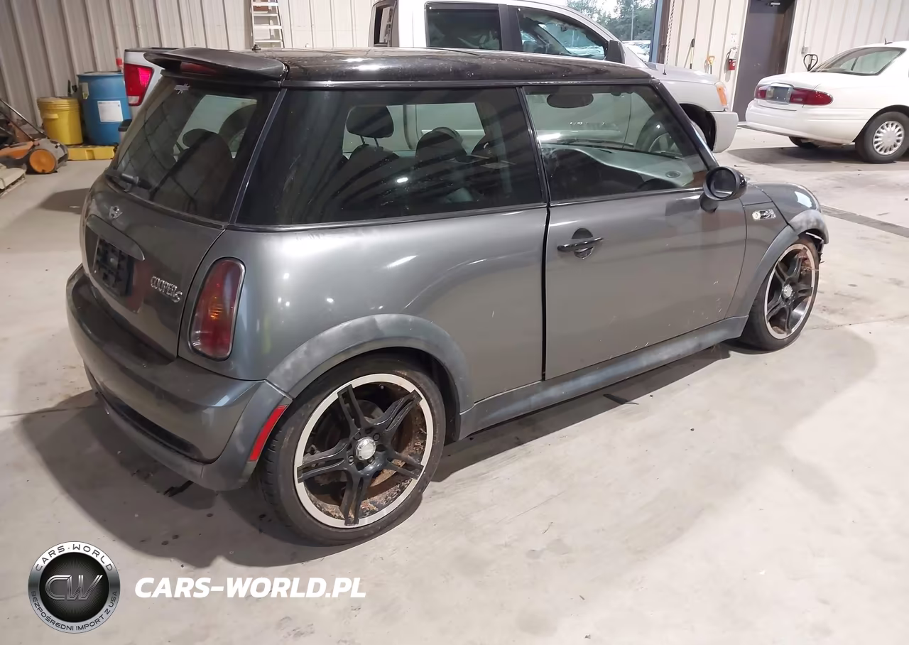 2003 Mini Cooper S VIN:WMWRE33403TD72479 - 4