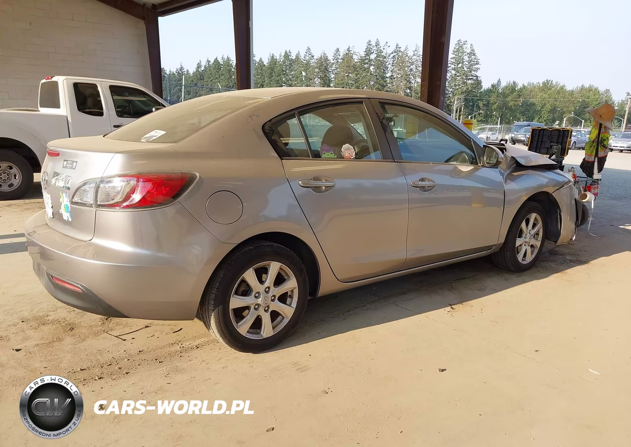 2011 Mazda Mazda3 I Touring VIN:JM1BL1VF2B1364288 - 4