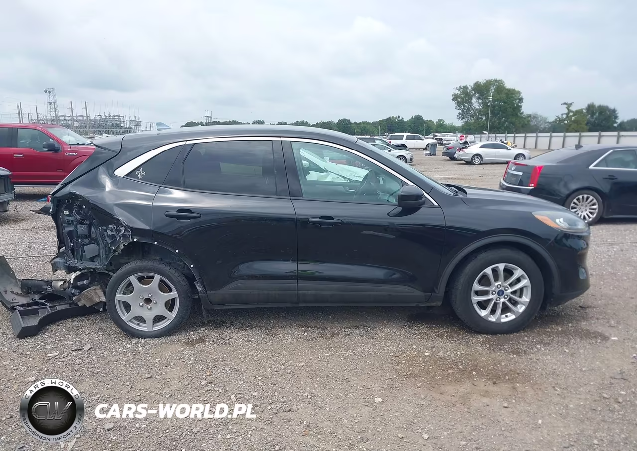 2020 Ford Escape Se VIN:1FMCU0G66LUA23416 - 14