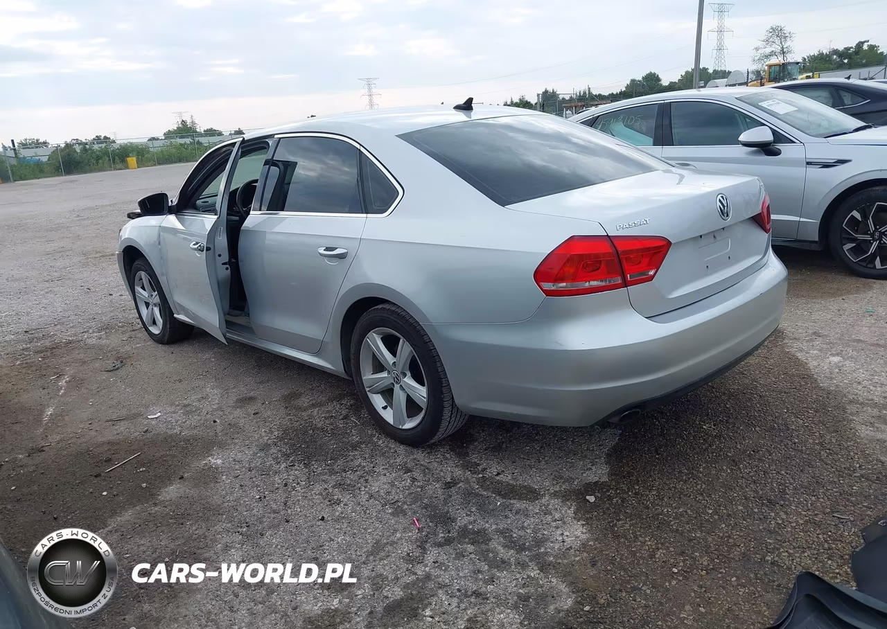 2014 Volkswagen Passat 1.8T Se VIN:1VWBS7A31EC115097 - 3