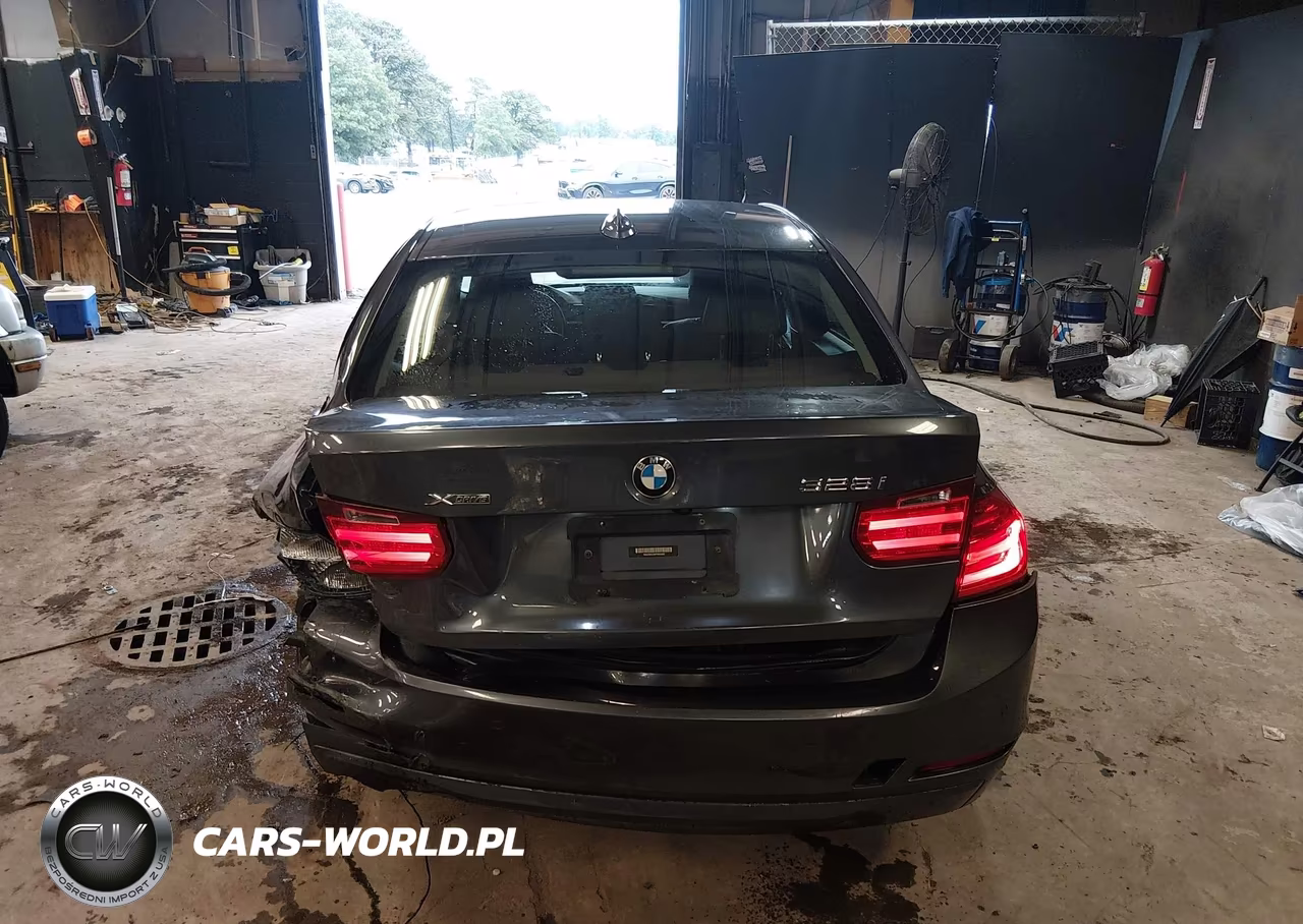 2015 BMW 328I xDrive VIN:WBA3B5C54FF963062 - 17