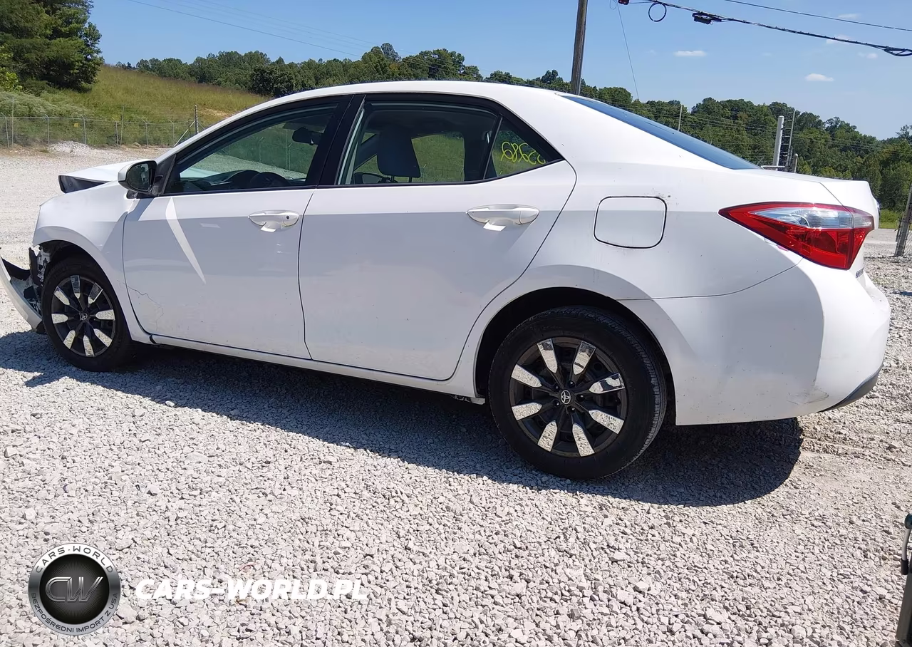 2014 Toyota Corolla Le VIN:2T1BURHE6EC048519 - 3