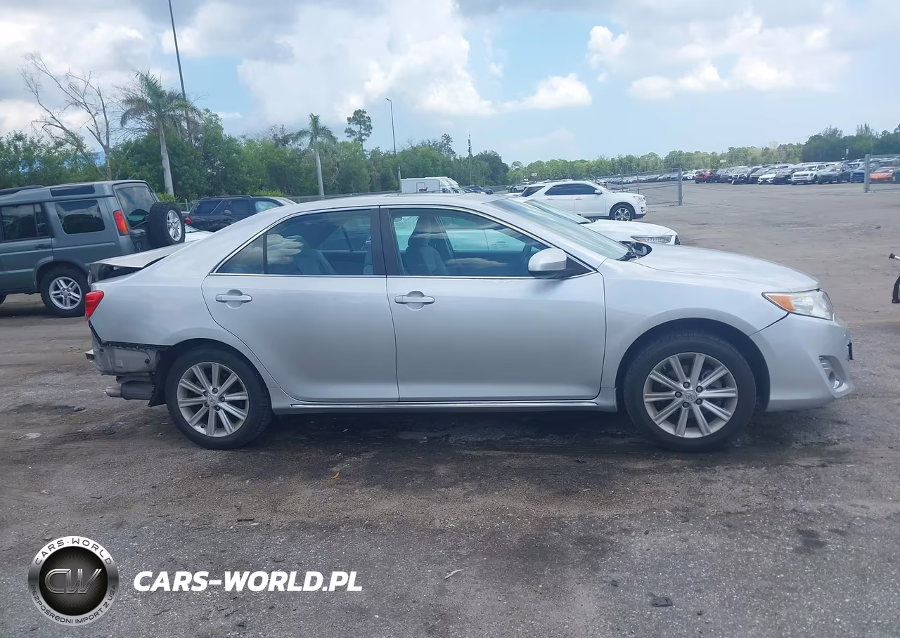 2012 Toyota Camry Xle VIN:4T1BF1FK2CU068413 - 13
