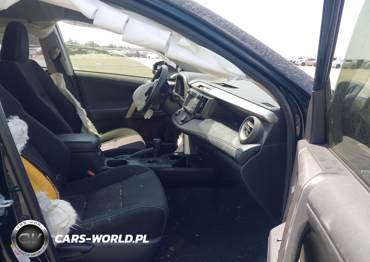 2018 Toyota Rav4 Hybrid Le VIN:JTMRJREVXJD235867 - 5