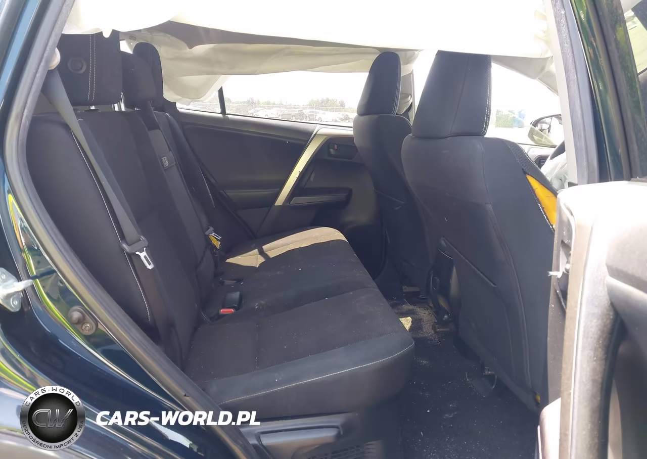 2018 Toyota Rav4 Hybrid Le VIN:JTMRJREVXJD235867 - 8