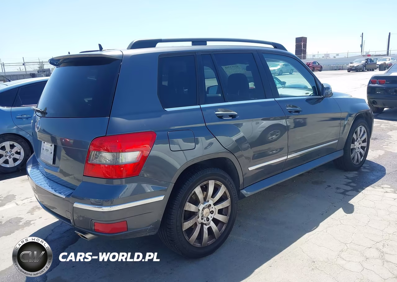 2010 Mercedes-Benz Glk 350 VIN:WDCGG5GB1AF477673 - 4