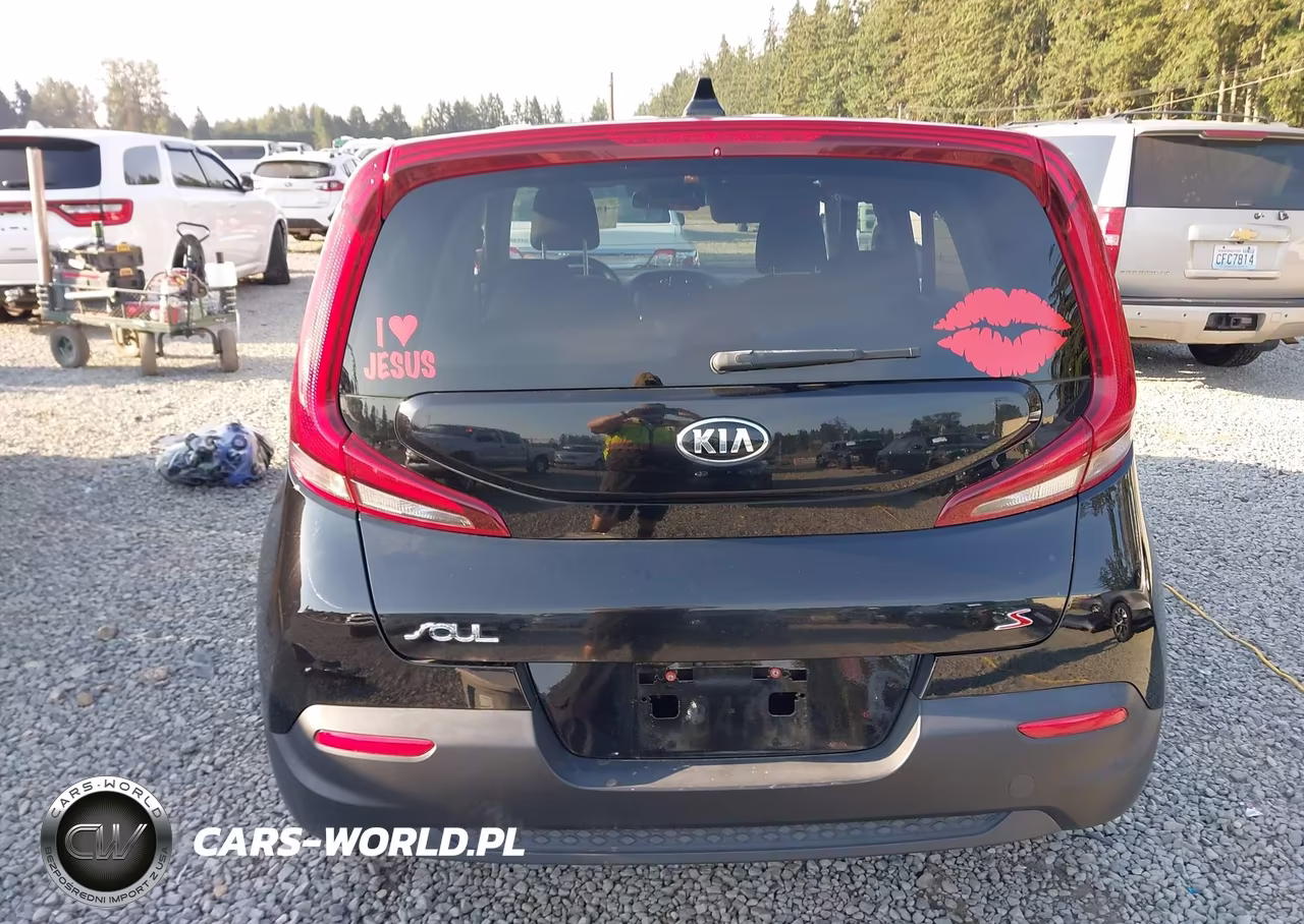 2021 Kia Soul S VIN:KNDJ23AU3M7752497 - 16