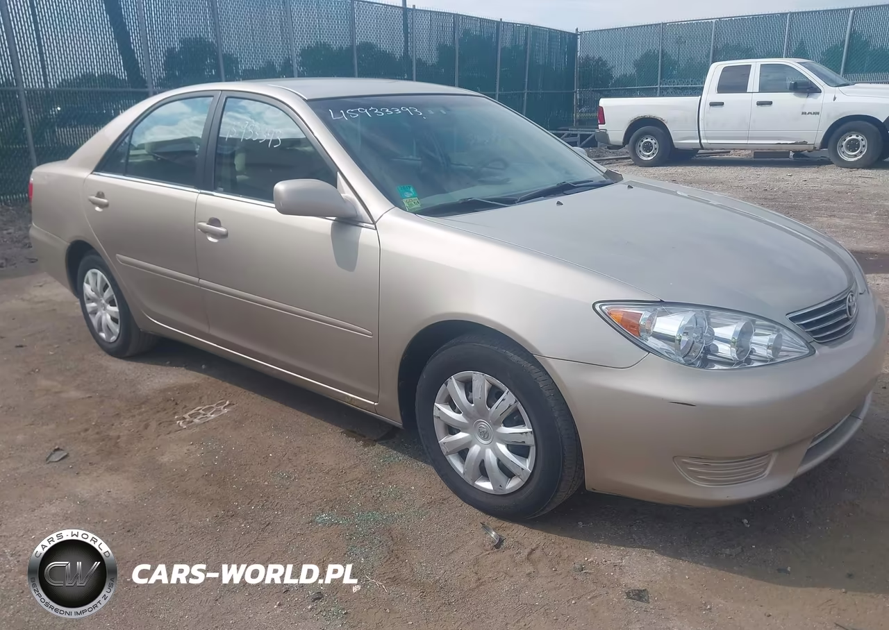 2005 Toyota Camry Le