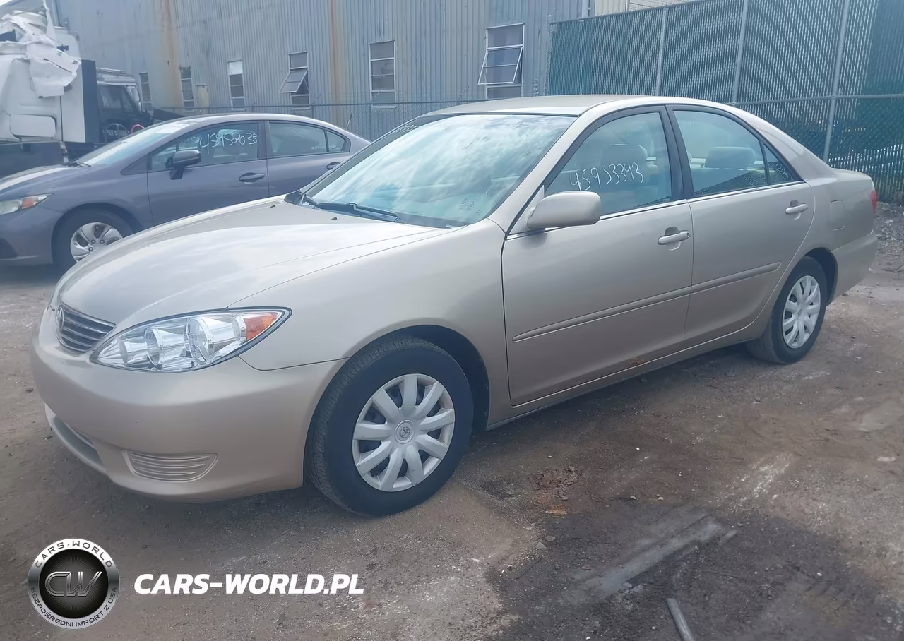 2005 Toyota Camry Le VIN:4T1BE32K75U084386 - 2