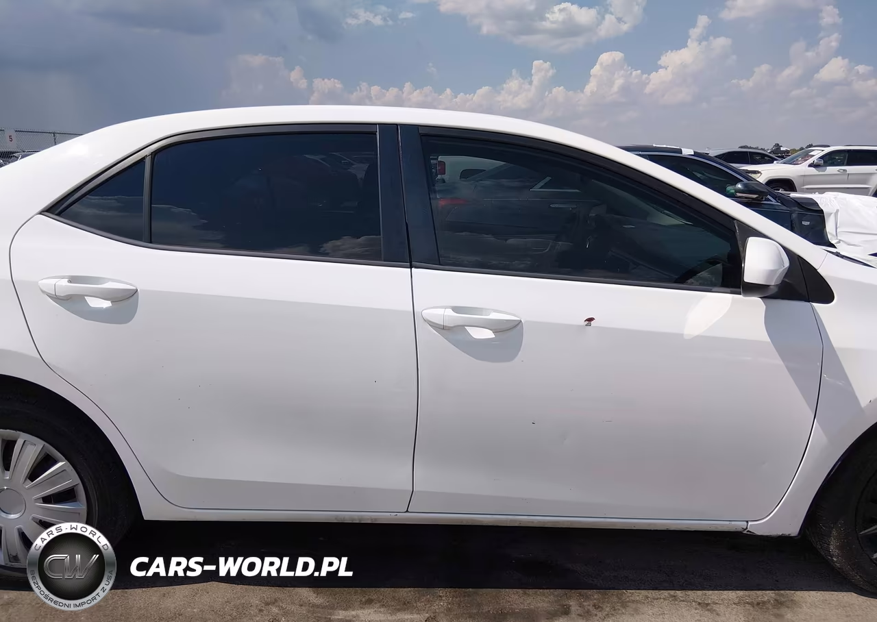 2014 Toyota Corolla Le VIN:5YFBURHEXEP030833 - 14