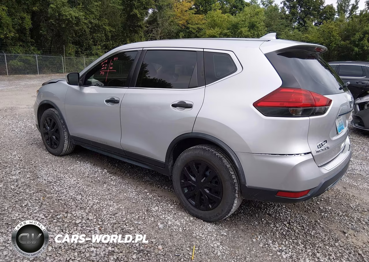 2017 Nissan Rogue S VIN:JN8AT2MV9HW251092 - 3