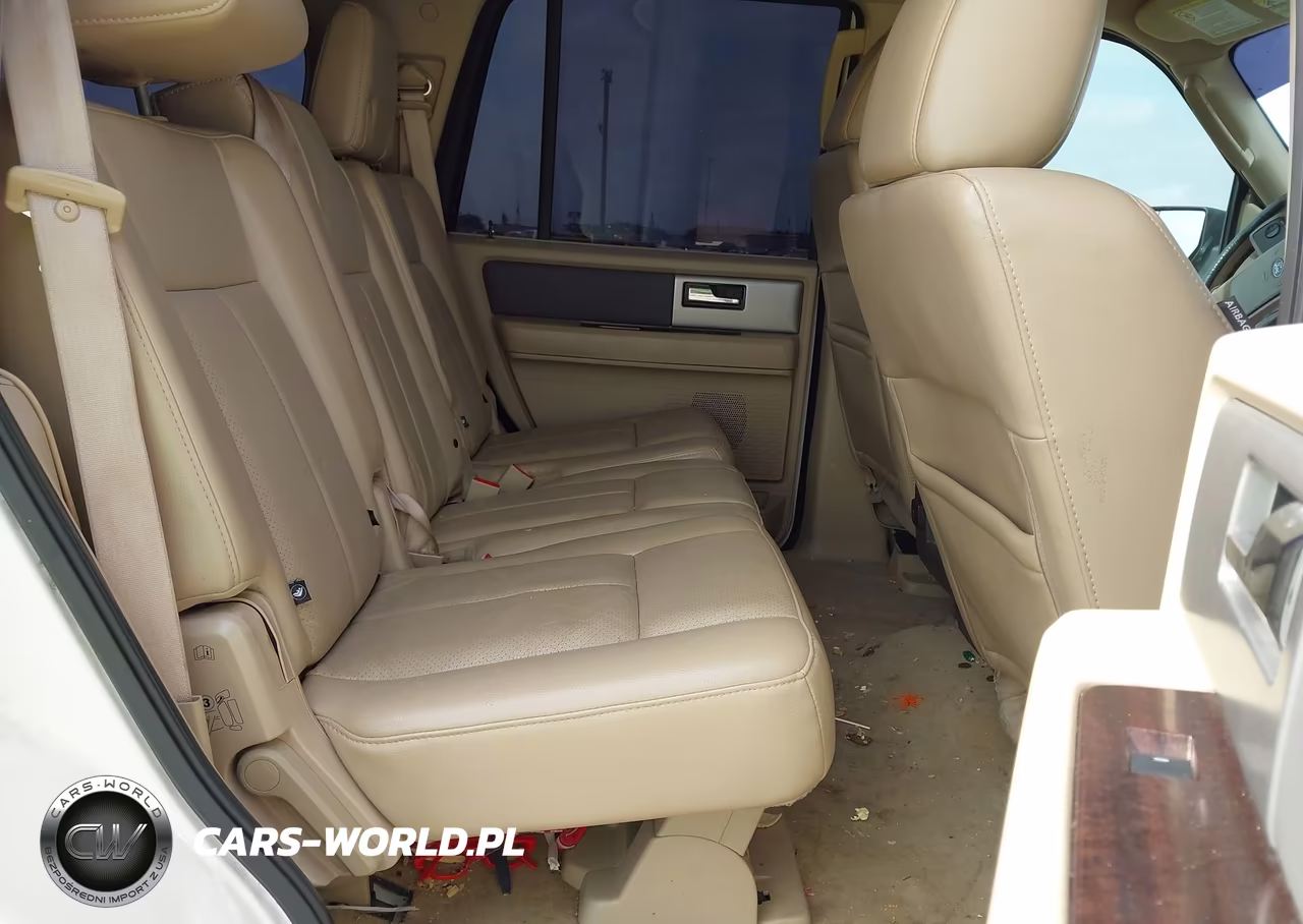 2013 Ford Expedition Xlt VIN:1FMJU1J57DEF24887 - 8