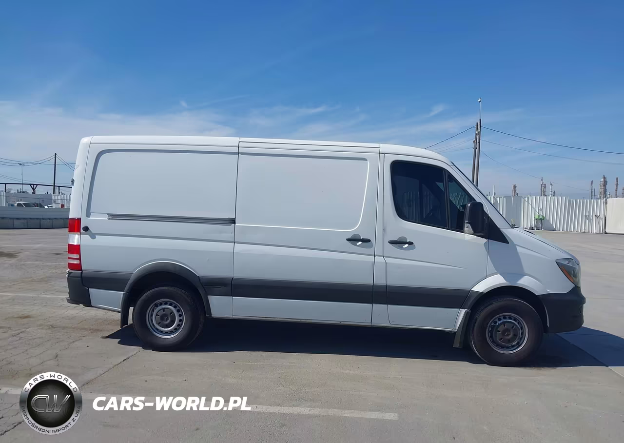2016 Mercedes-Benz Sprinter 2500 Normal Roof VIN:WD3PE7DD3GP301783 - 13