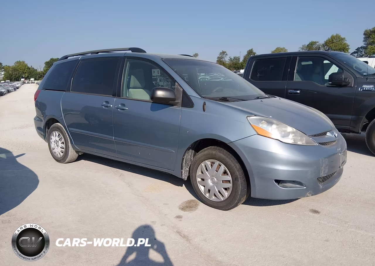 2007 Toyota Sienna Le – zdjęcie 1 z 11