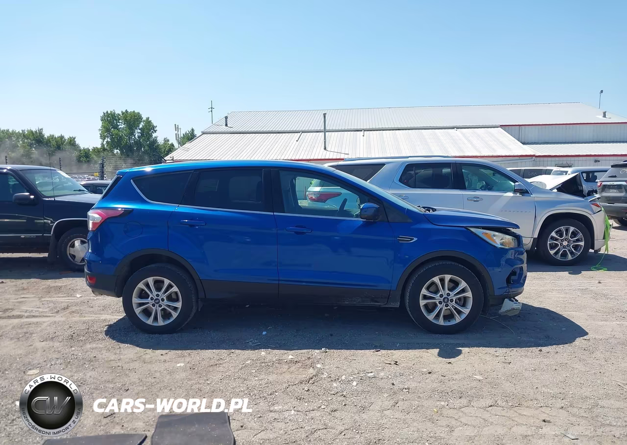 2017 Ford Escape Se VIN:1FMCU9GD8HUC20789 - 14