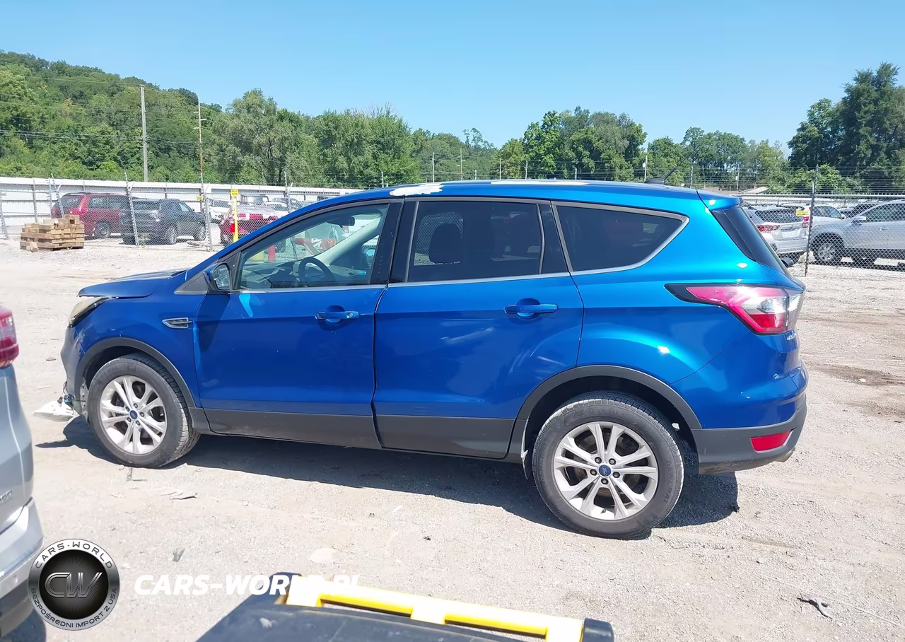 2017 Ford Escape Se VIN:1FMCU9GD8HUC20789 - 15
