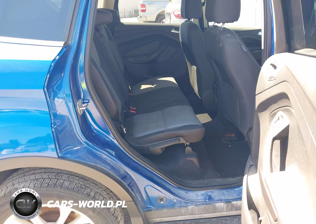 2017 Ford Escape Se VIN:1FMCU9GD8HUC20789 - 8