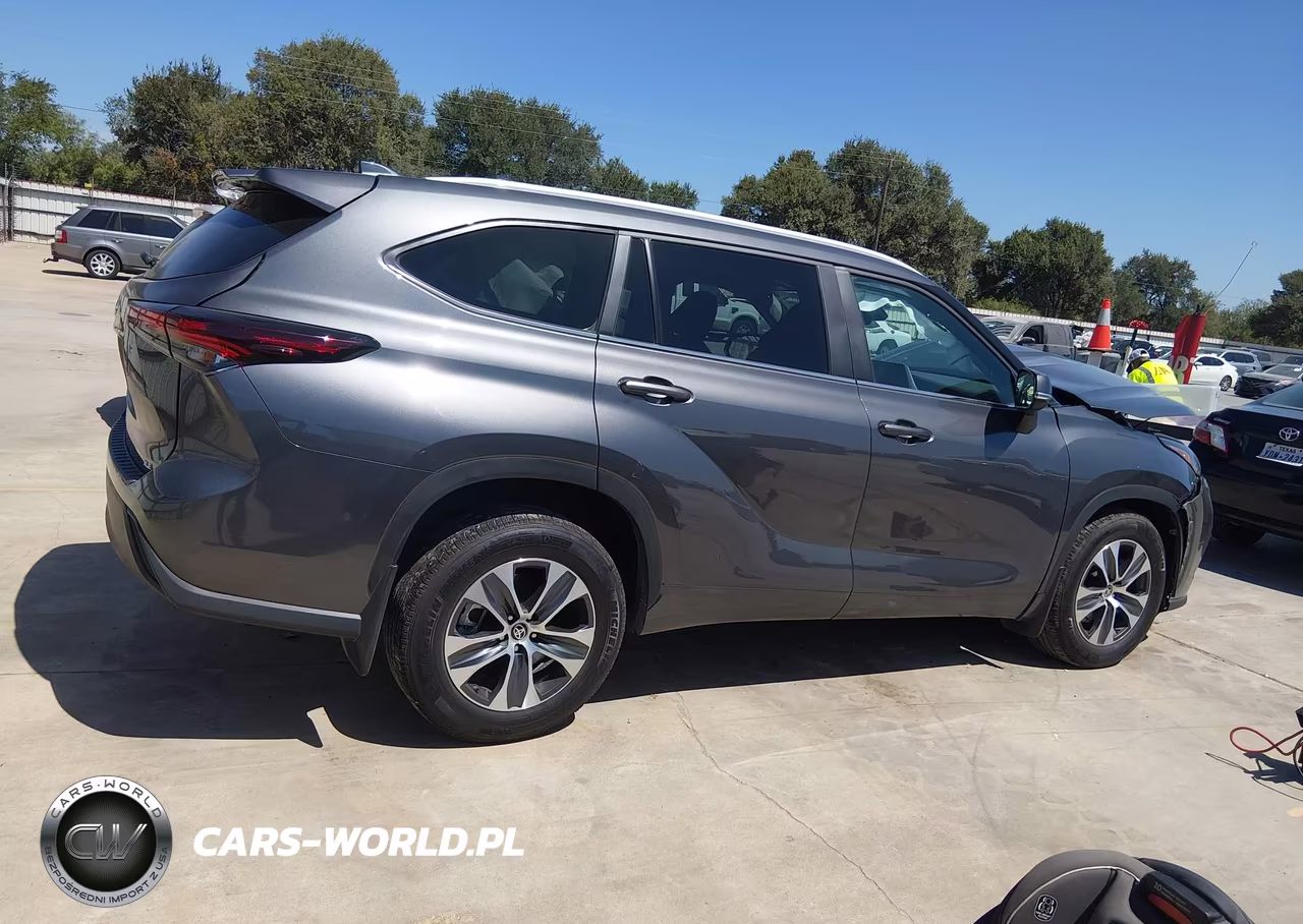 2024 Toyota Highlander Xle VIN:5TDKDRAH3RS548039 - 13