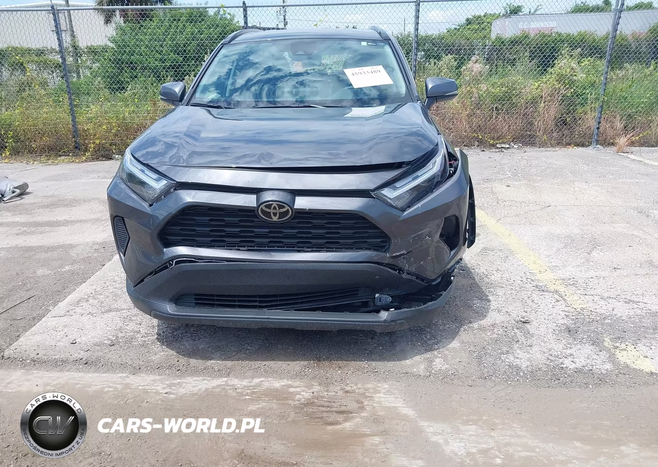 2025 Toyota Rav4 Xle VIN:2T3W1RFV3SC364623 - 12