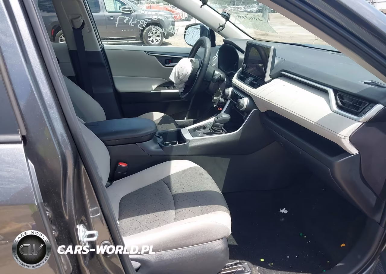 2025 Toyota Rav4 Xle VIN:2T3W1RFV3SC364623 - 5
