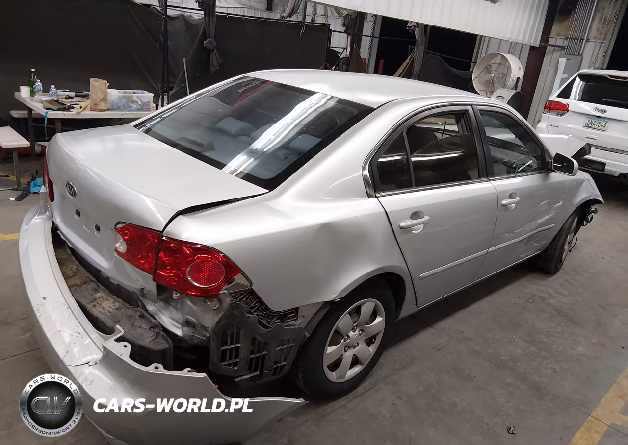 2008 Kia Optima Lx VIN:KNAGE123885199310 - 4