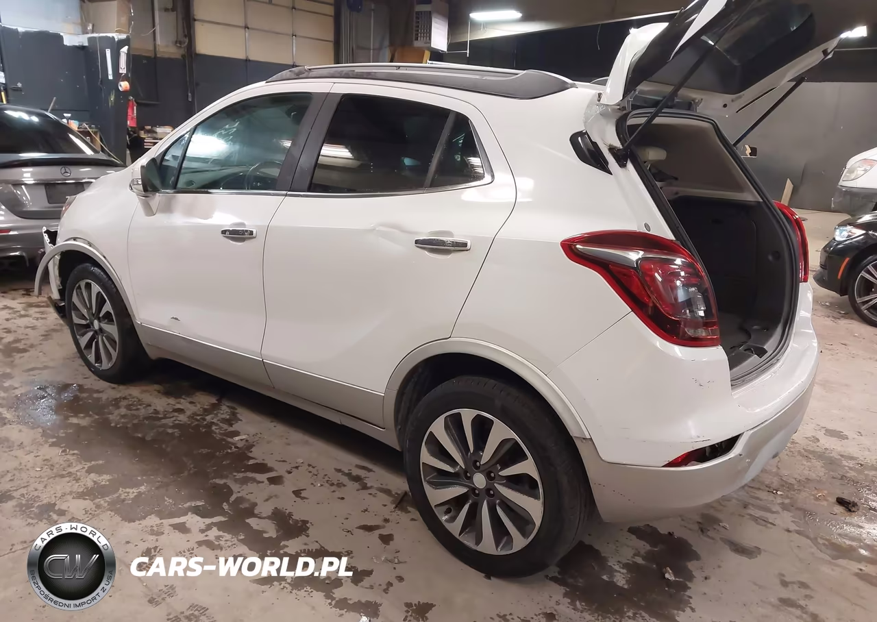 2018 Buick Encore Essence VIN:KL4CJGSB1JB569263 - 3
