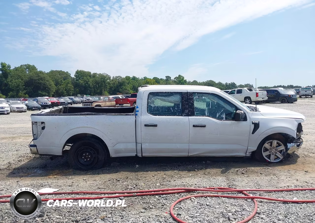 2022 Ford F-150 Xl VIN:1FTEW1CP5NFA73596 - 13
