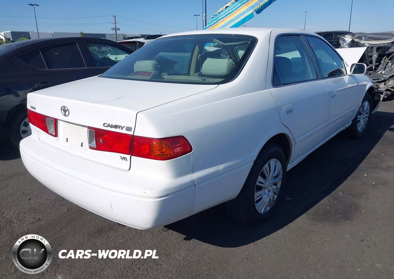 2000 Toyota Camry Le V6 VIN:JT2BF22K7Y0285768 - 4