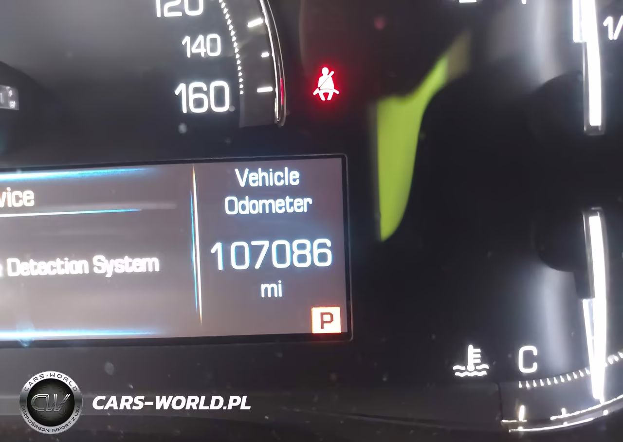2018 Cadillac Xt5 Luxury VIN:1GYKNCRS2JZ101547 - 16