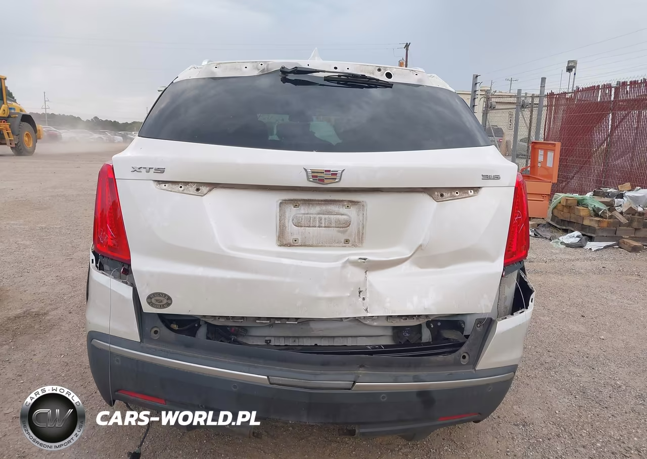 2018 Cadillac Xt5 Luxury VIN:1GYKNCRS2JZ101547 - 17