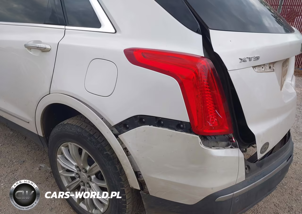 2018 Cadillac Xt5 Luxury VIN:1GYKNCRS2JZ101547 - 18