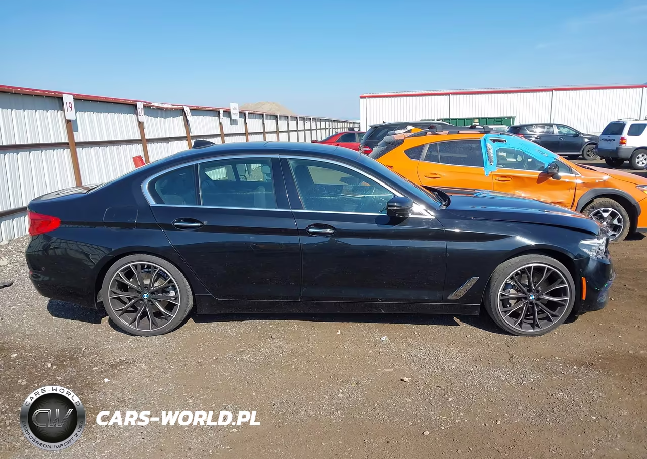 2018 BMW 530I xDrive VIN:WBAJA7C50JG908603 - 14