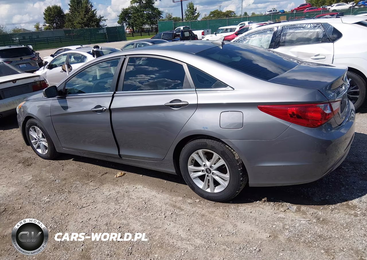 2011 Hyundai Sonata Gls VIN:5NPEB4AC4BH246958 - 12