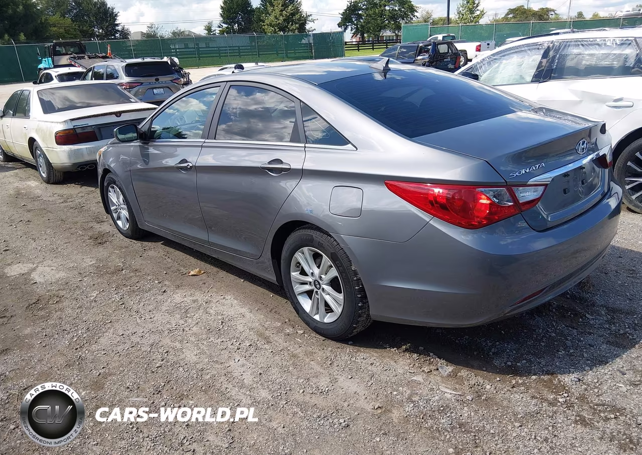 2011 Hyundai Sonata Gls VIN:5NPEB4AC4BH246958 - 3