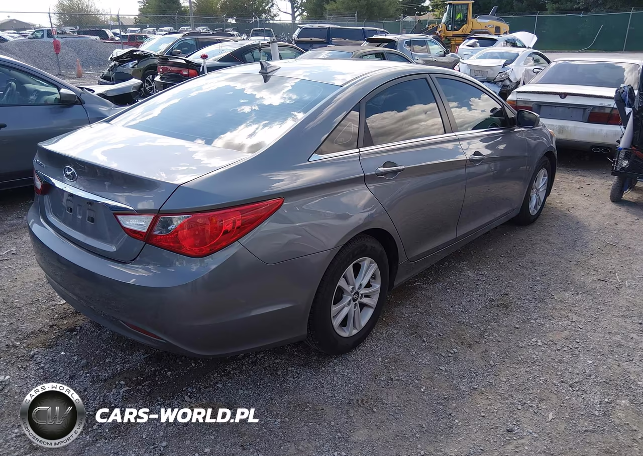 2011 Hyundai Sonata Gls VIN:5NPEB4AC4BH246958 - 4