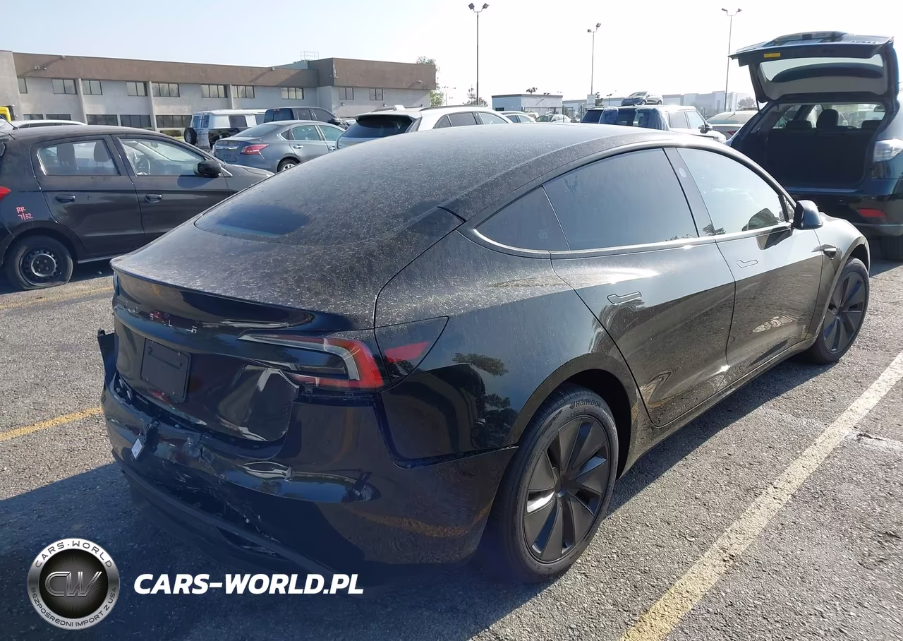 2025 Tesla Model 3 Long Range Rear-Wheel Drive-Standard Rear-Wheel Drive VIN:5YJ3E1EA3SF051888 - 4