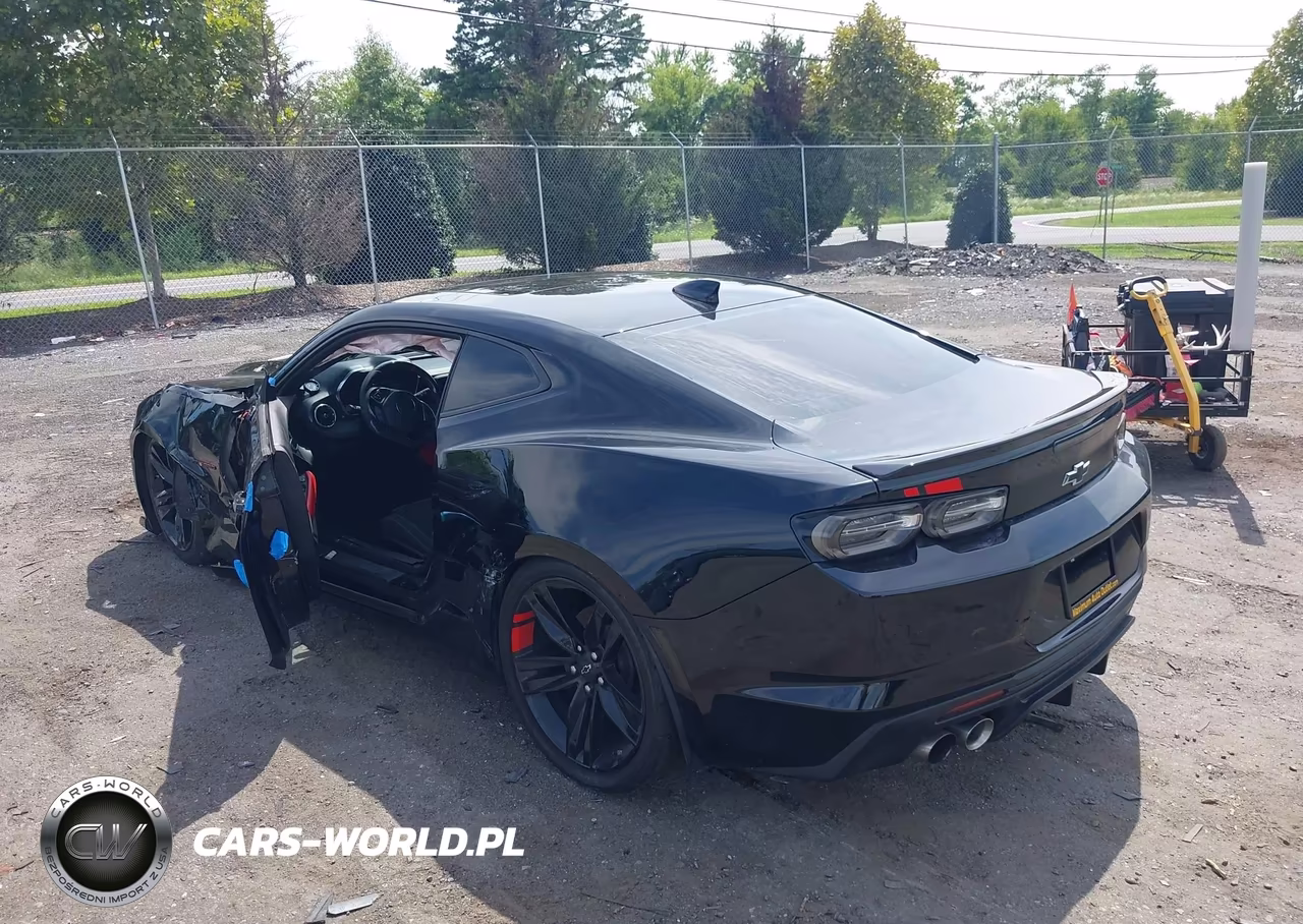 2021 Chevrolet Camaro Rwd Lt1 VIN:1G1FF1R71M0133279 - 3