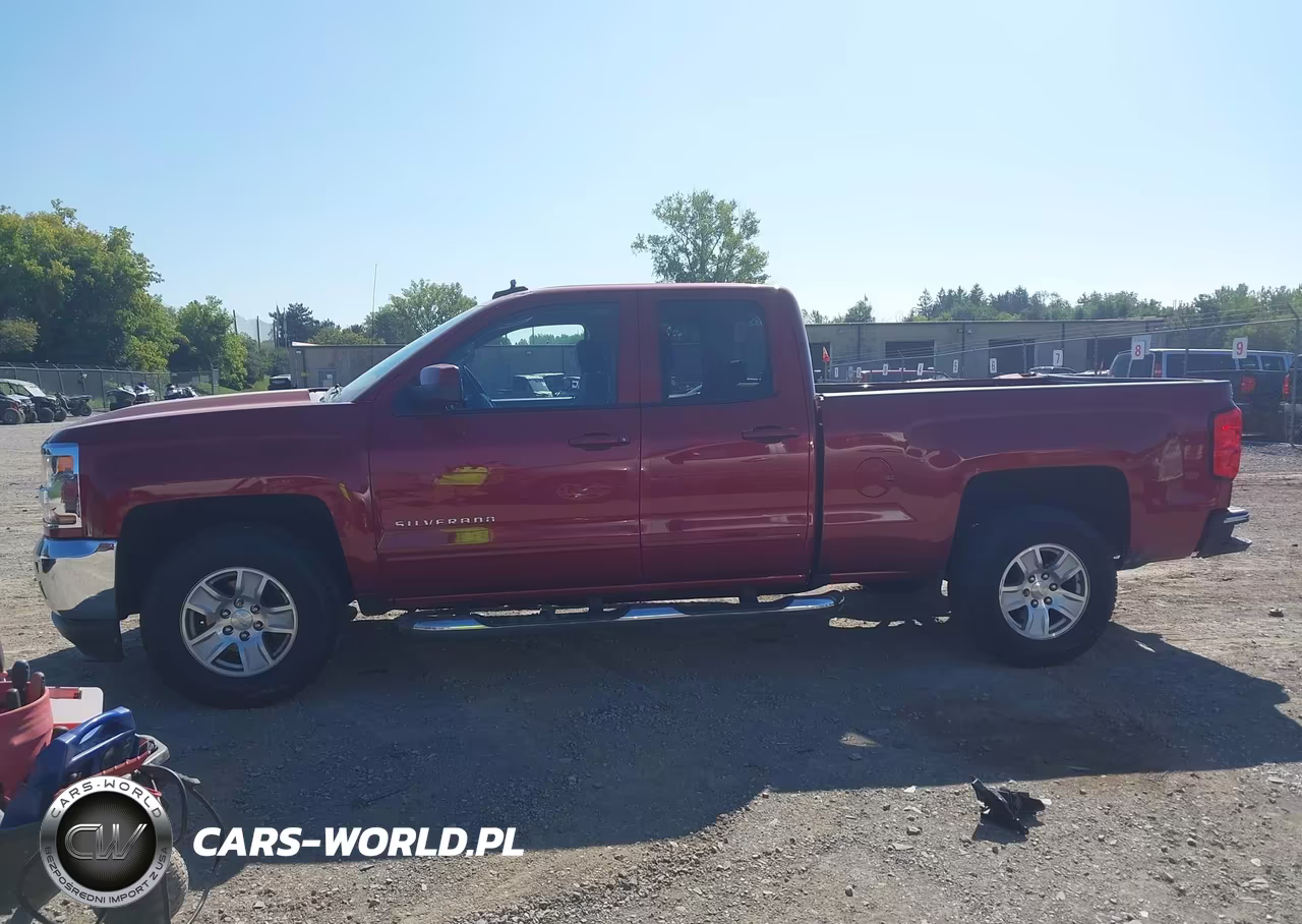 2018 Chevrolet Silverado 1500 1Lt VIN:2GCVKREC2J1111677 - 15