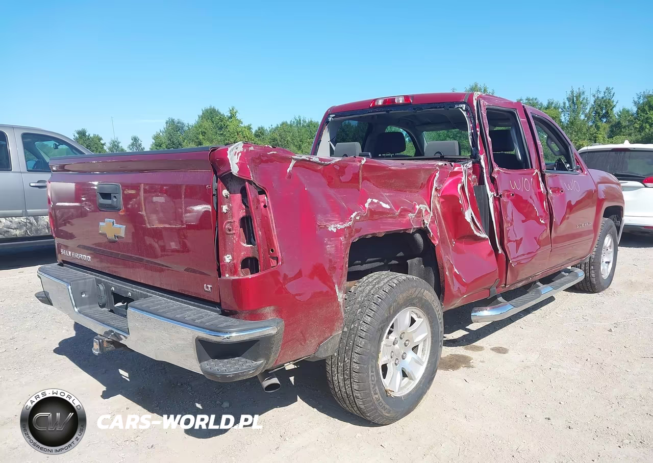 2018 Chevrolet Silverado 1500 1Lt VIN:2GCVKREC2J1111677 - 4