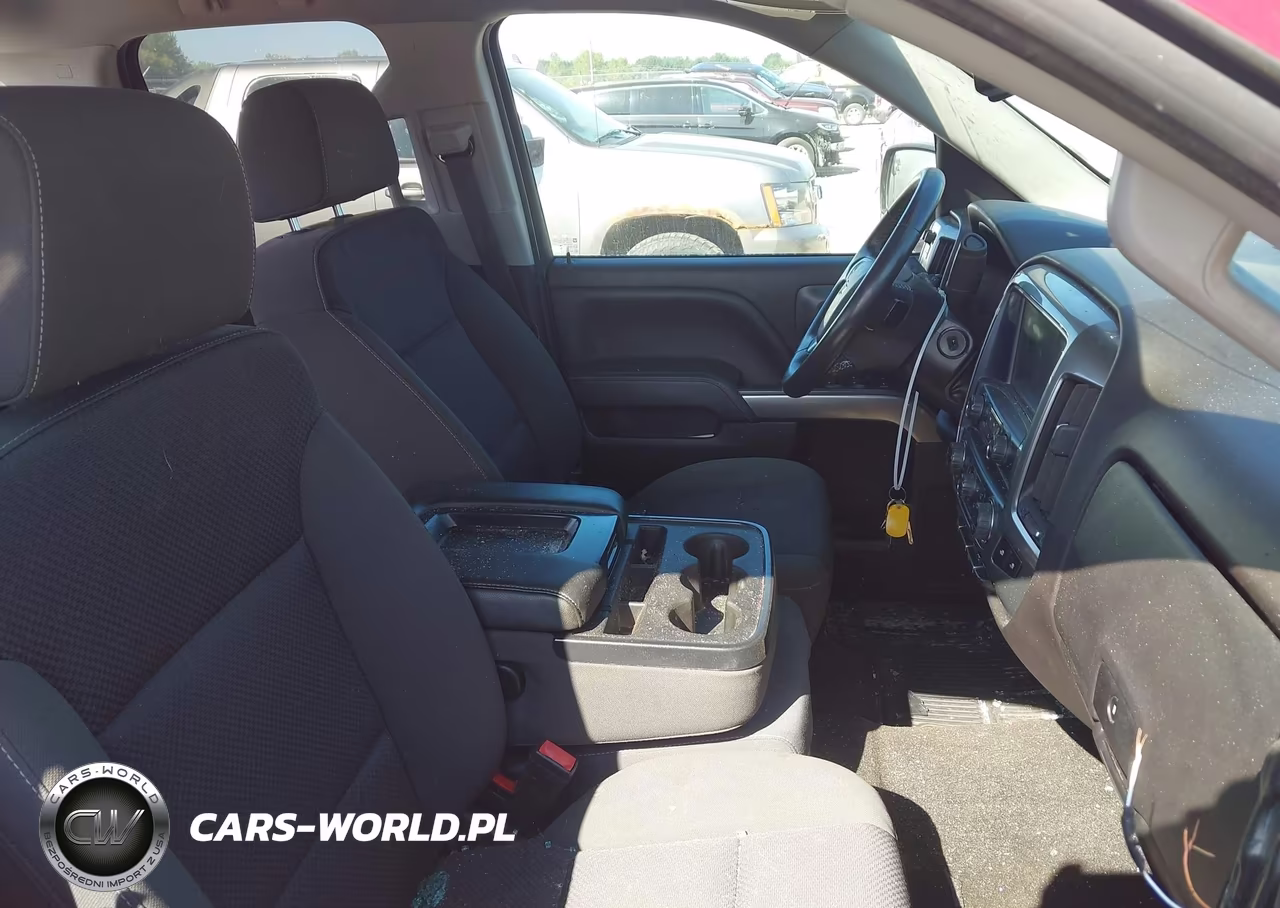 2018 Chevrolet Silverado 1500 1Lt VIN:2GCVKREC2J1111677 - 5