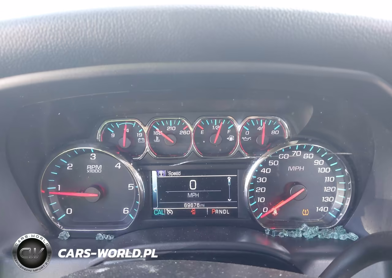 2018 Chevrolet Silverado 1500 1Lt VIN:2GCVKREC2J1111677 - 7
