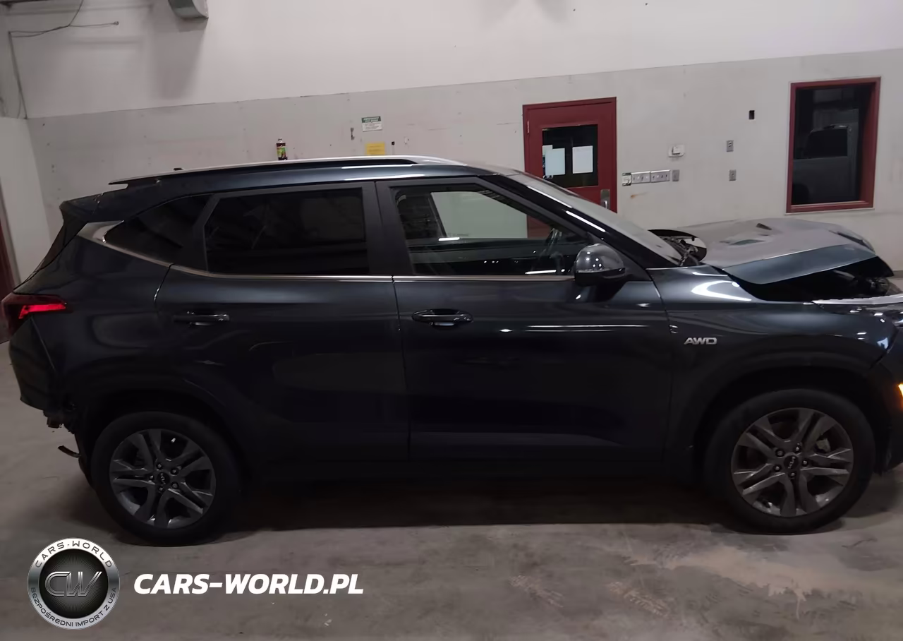 2022 Kia Seltos S VIN:KNDEUCAA6N7313443 - 13