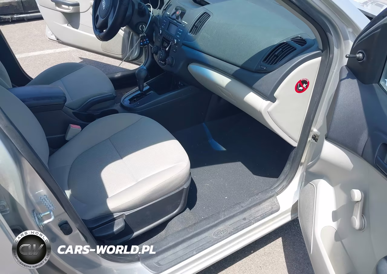 2010 Kia Forte Lx VIN:KNAFT4A24A5107532 - 5