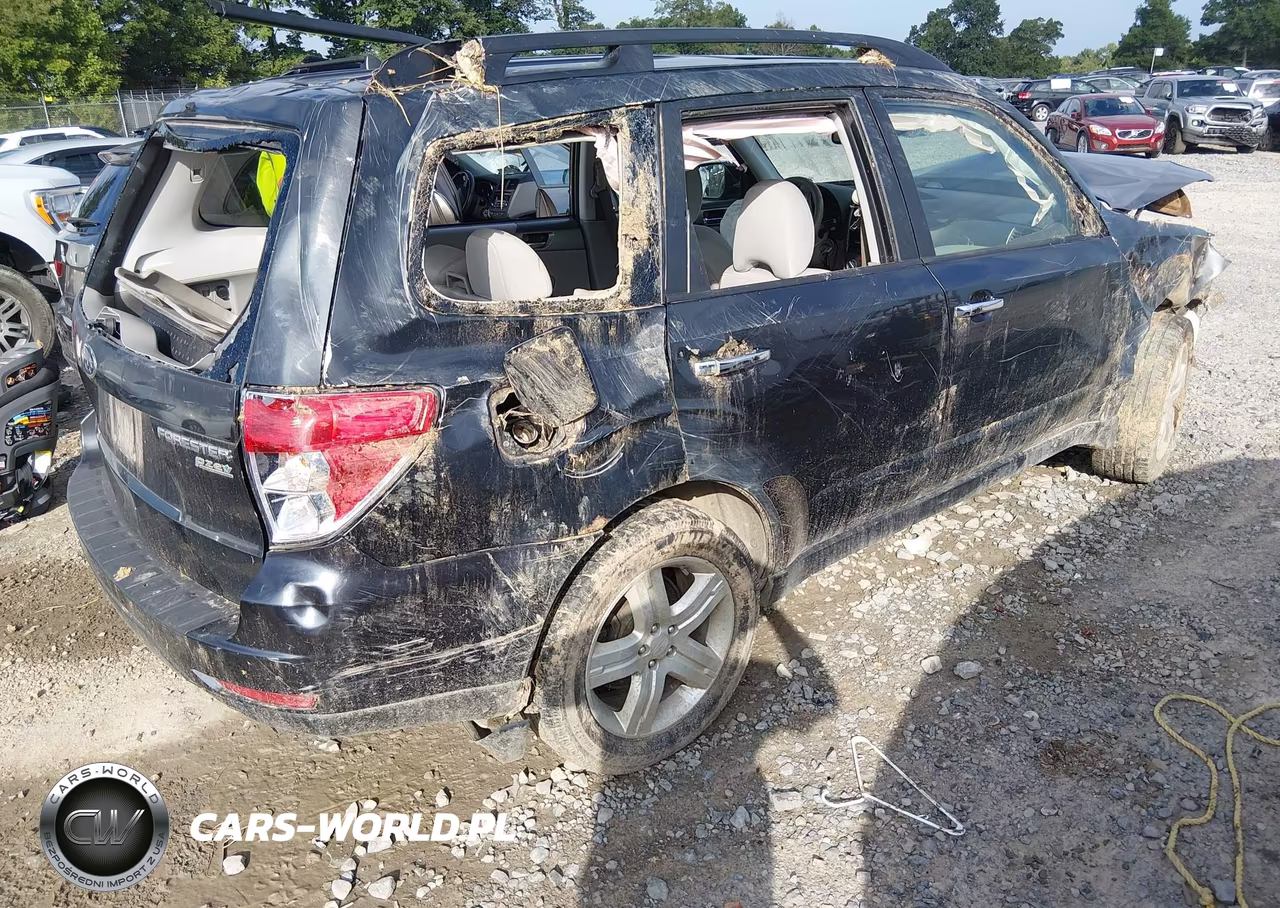 2010 Subaru Forester 2.5X Premium VIN:JF2SH6CC9AH804053 - 4