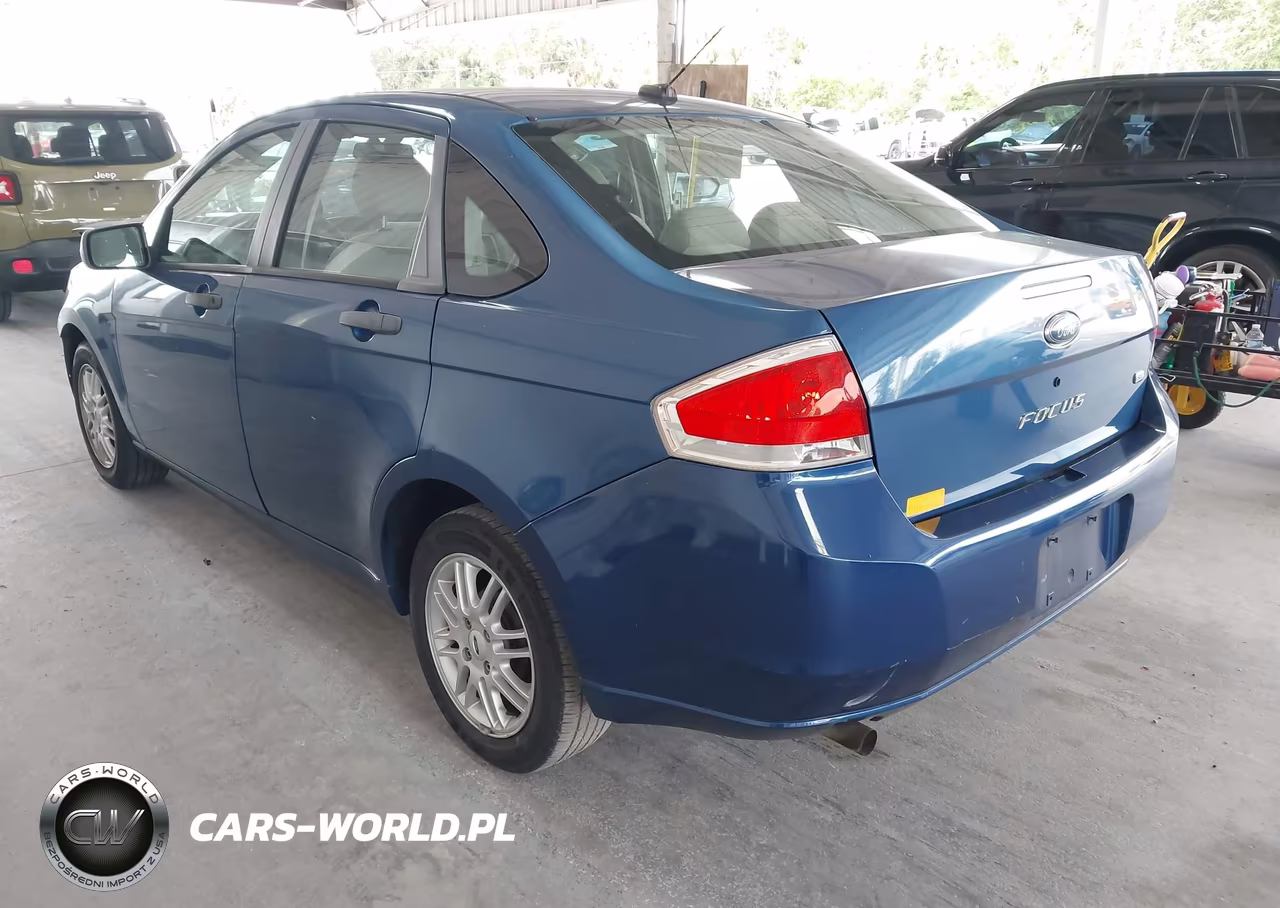 2009 Ford Focus Se VIN:1FAHP35N89W234178 - 3