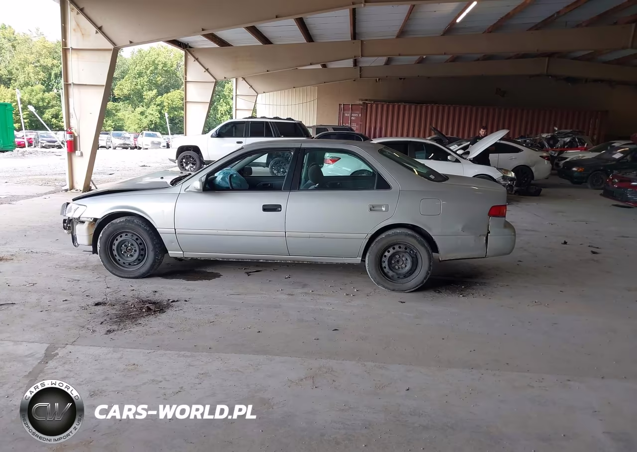 2001 Toyota Camry Le VIN:4T1BG22K01U057562 - 14