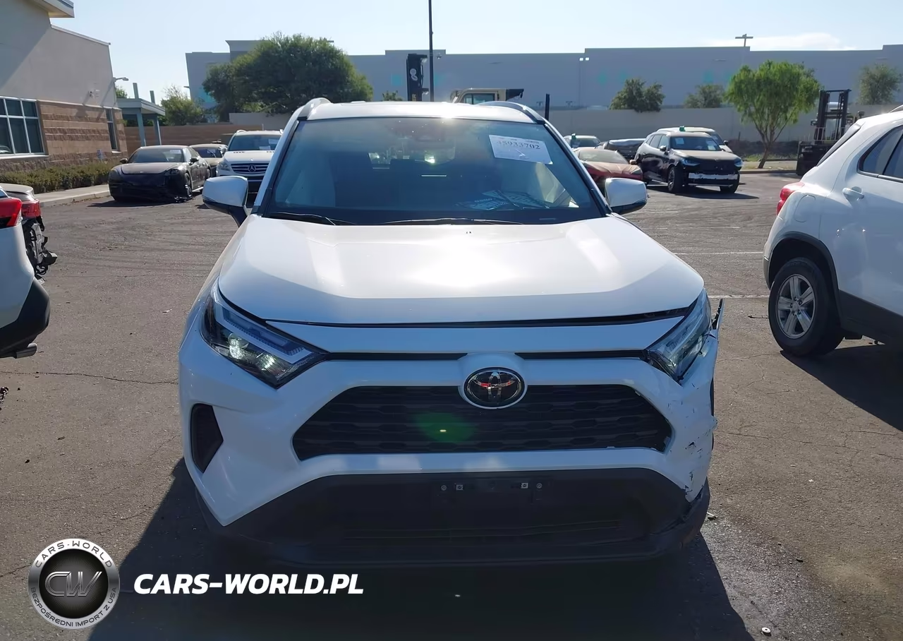 2025 Toyota Rav4 Xle VIN:2T3W1RFV7SW427737 - 12